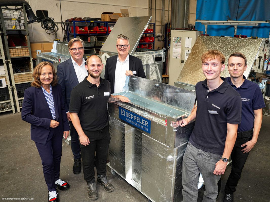 086_0716-IHK-Ausbildungstour-2025-bei-Seppeler-in-Rietberg-01.jpg